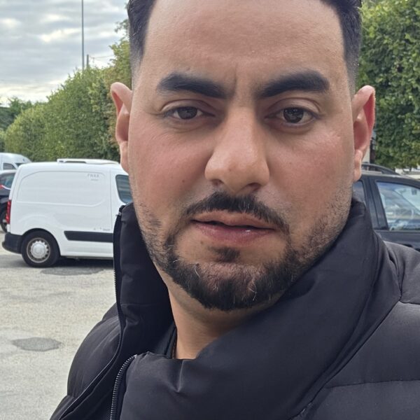 Aziz Tari