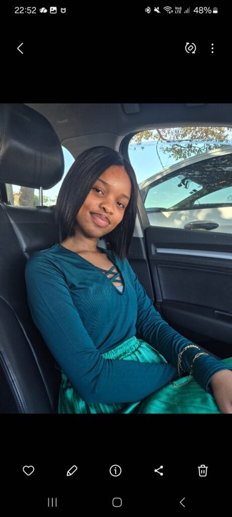 Akhona Khumbuza - cover