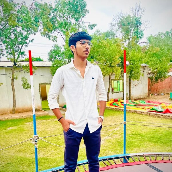 Sultans Khan