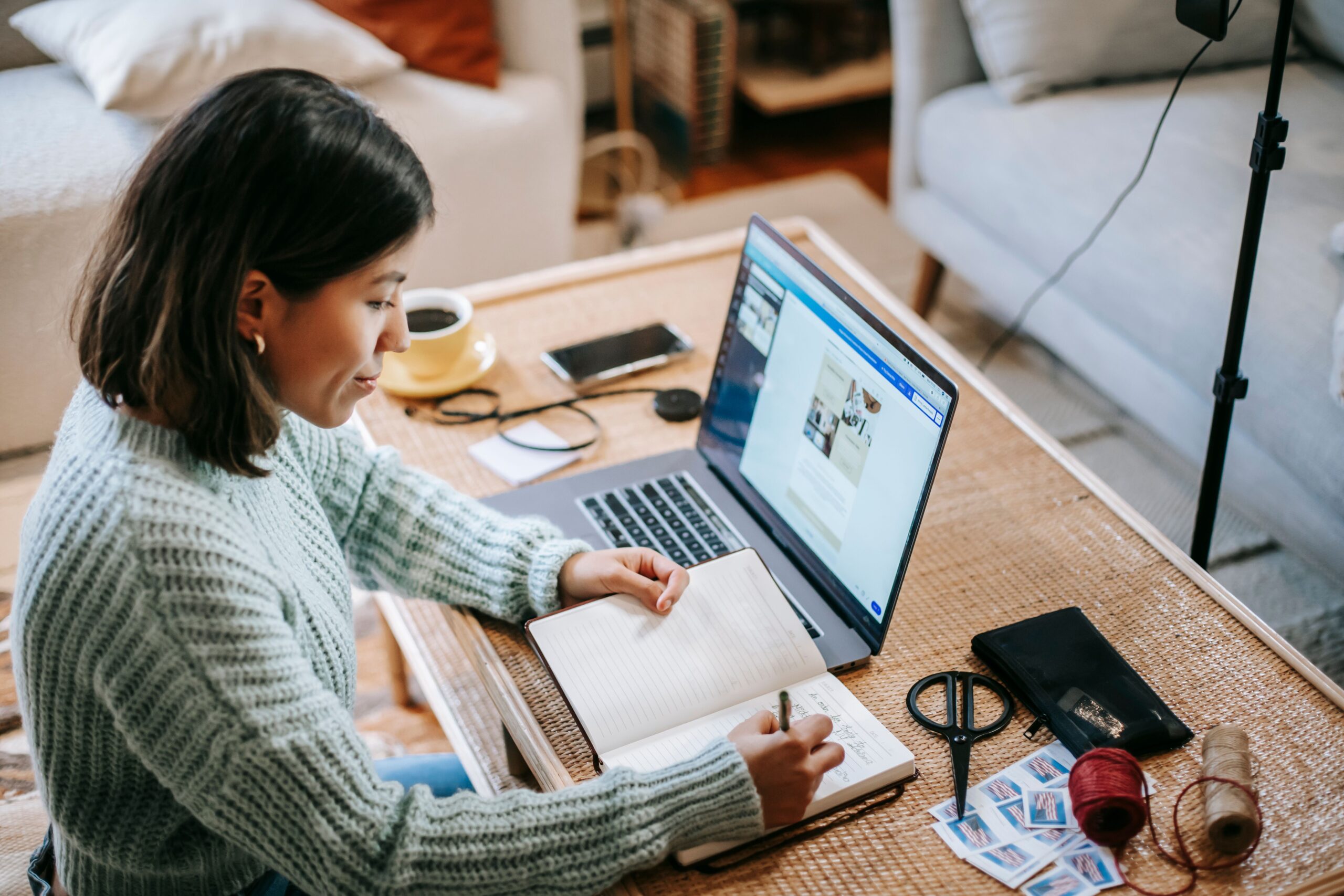 Best Travel & Booking Tools for Work Trips (nomad stack)