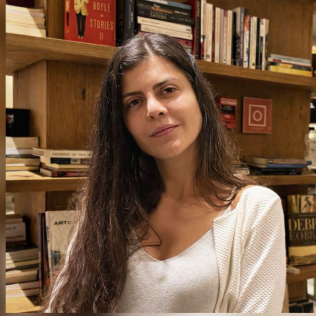 Lívia Clarete