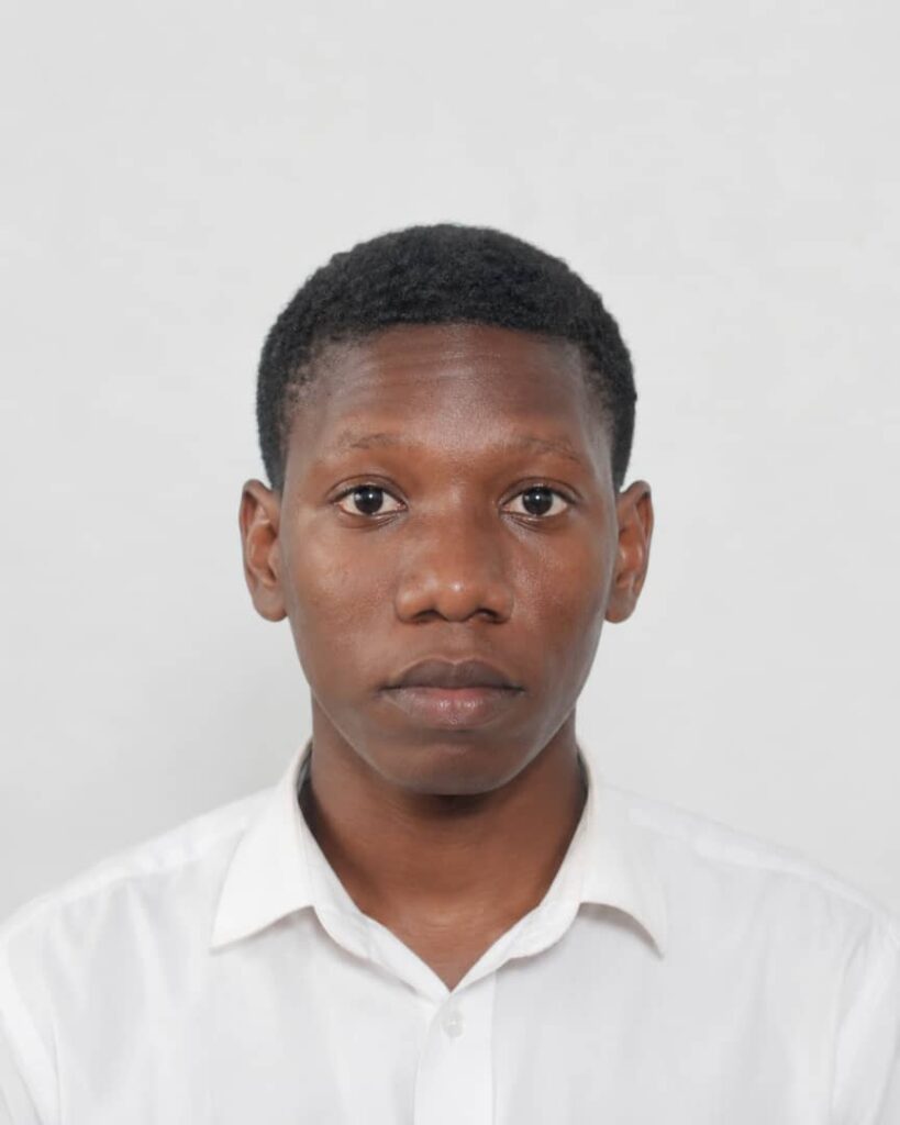 Reuben Teye Junior R Aborchie - الغلاف
