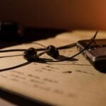 تفريغ ملفات صوتية وفيديوهات إلى نصوص Word بدقة واحترافية.