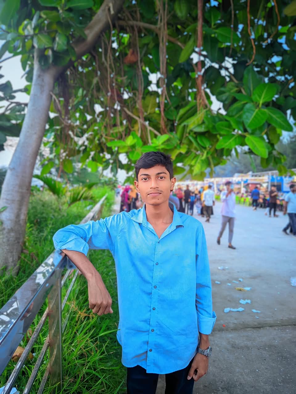 Mr Najid